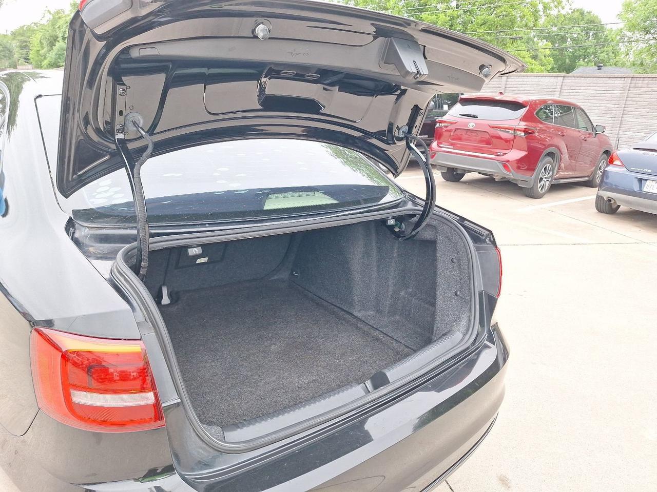 2015 Volkswagen Jetta Sedan 1.8T SE Hurst TX