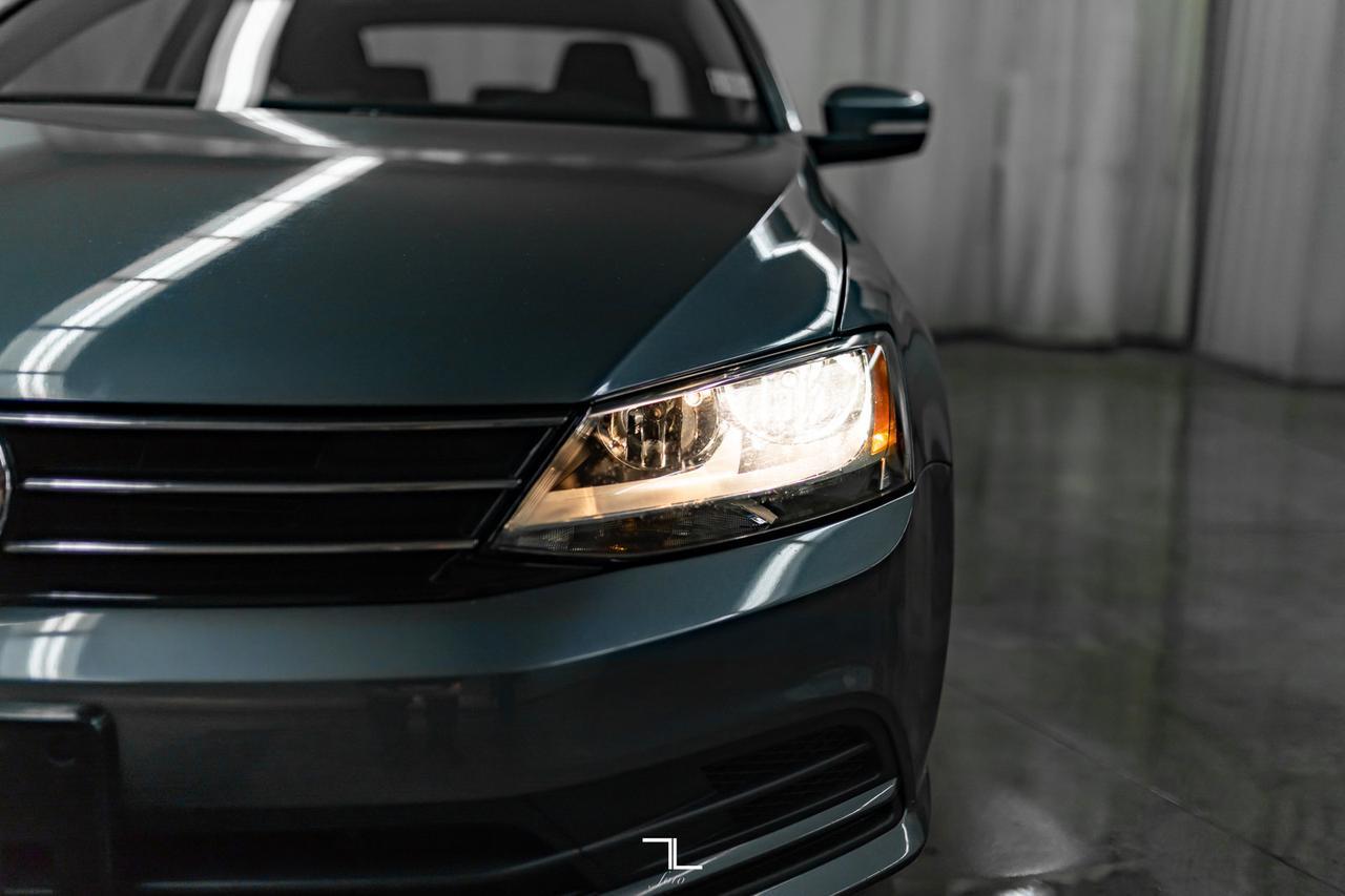 2015 Volkswagen Jetta Trendline Plus Manual BCam HSeats Red Deer AB