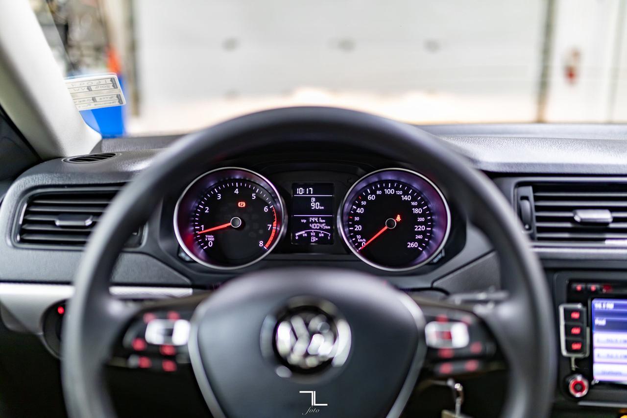 2015 Volkswagen Jetta Trendline Plus Manual BCam HSeats Red Deer AB