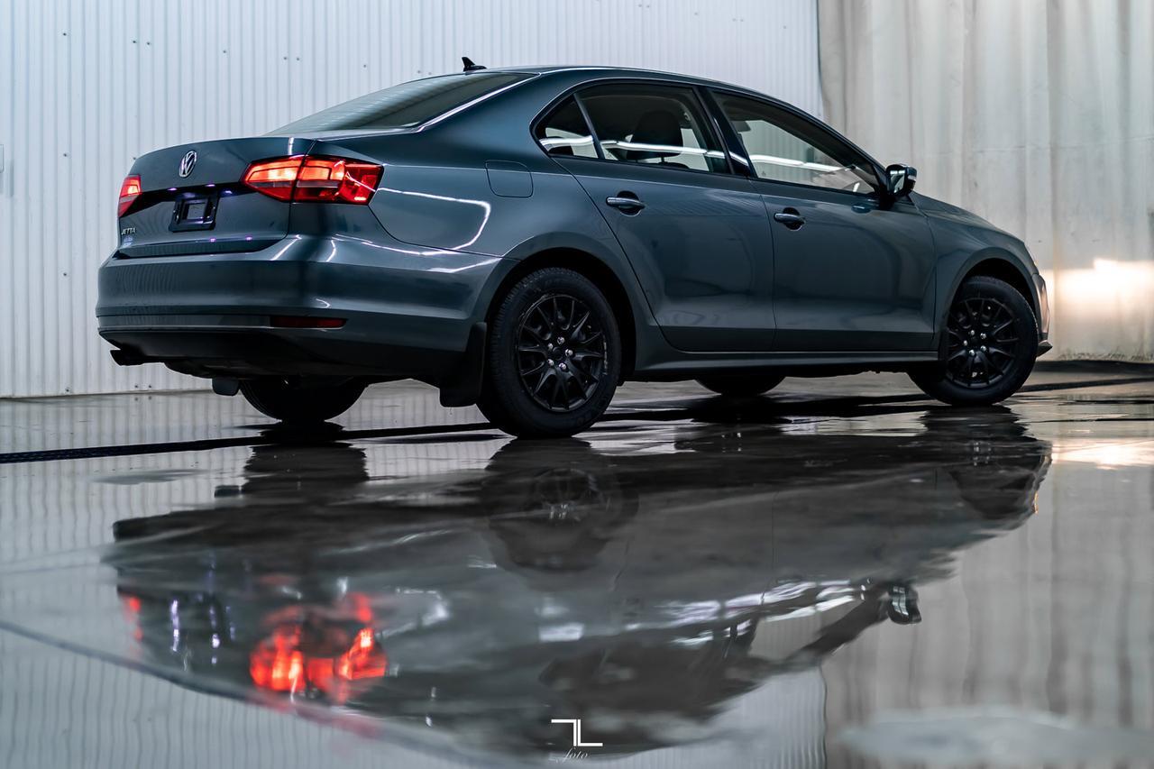 2015 Volkswagen Jetta Trendline Plus Manual BCam HSeats Red Deer AB