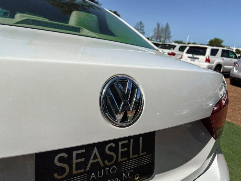 2015 Volkswagen Passat 1.8T Limited Edition Wilmington NC