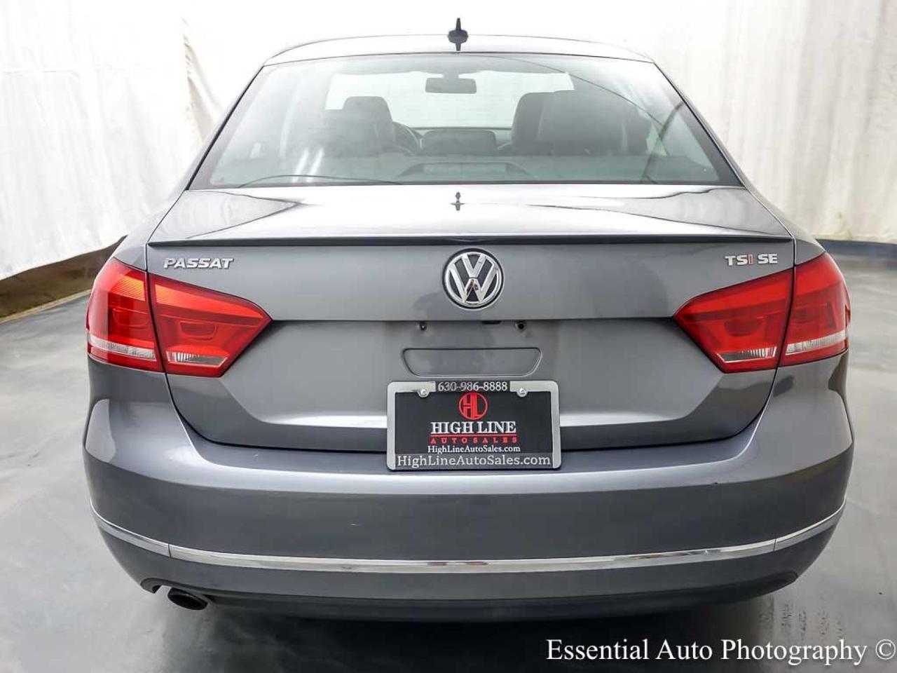 2015 Volkswagen Passat 1.8T SE