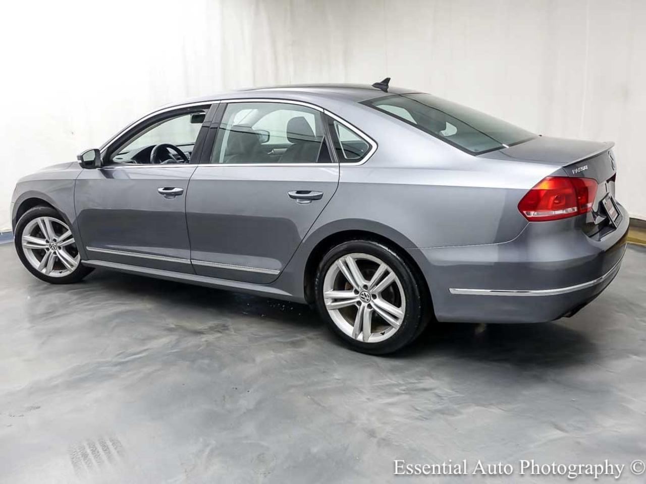 2015 Volkswagen Passat 1.8T SE