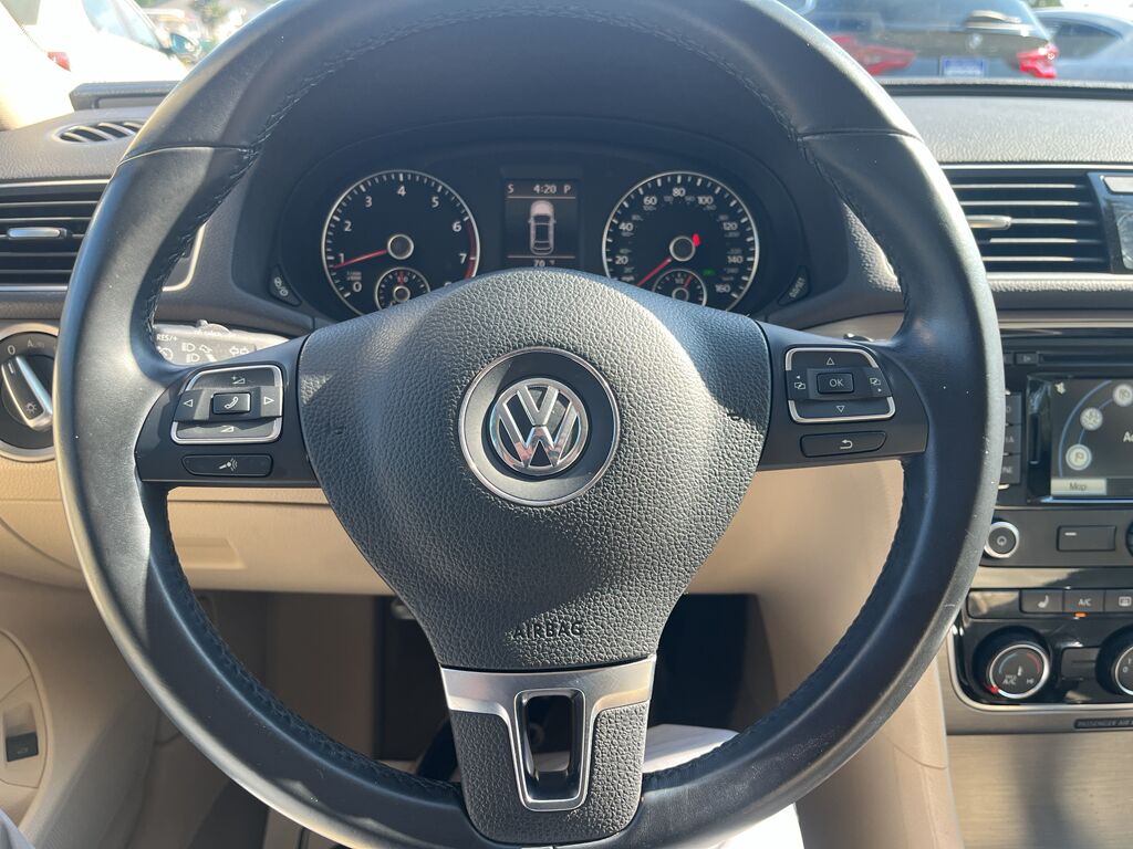 2015 Volkswagen Passat 1.8T SE w/Sunroof & Nav Wilmington NC