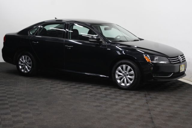 2015 Volkswagen Passat 1.8T Wolfsburg Edition