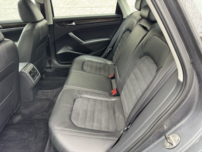 2015 Volkswagen Passat 2.0L TDI SEL Premium Willow Grove PA