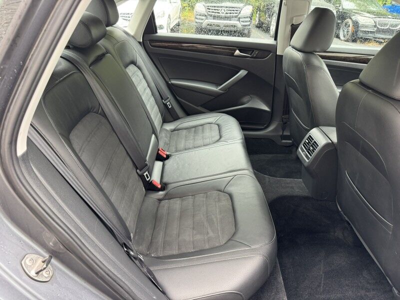 2015 Volkswagen Passat 2.0L TDI SEL Premium Willow Grove PA