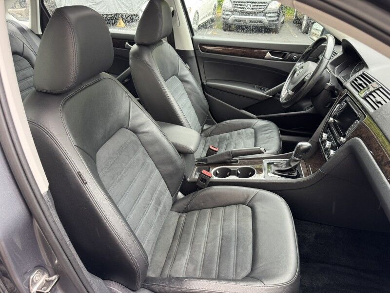 2015 Volkswagen Passat 2.0L TDI SEL Premium Willow Grove PA