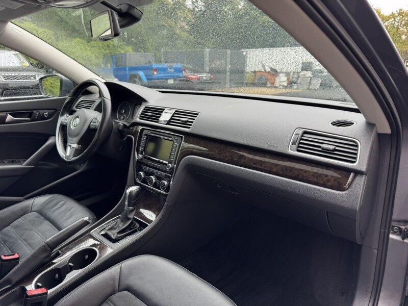 2015 Volkswagen Passat 2.0L TDI SEL Premium Willow Grove PA
