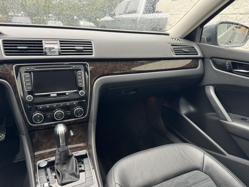 2015 Volkswagen Passat 2.0L TDI SEL Premium Willow Grove PA