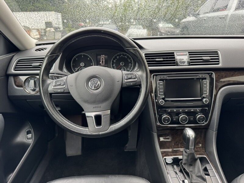 2015 Volkswagen Passat 2.0L TDI SEL Premium Willow Grove PA