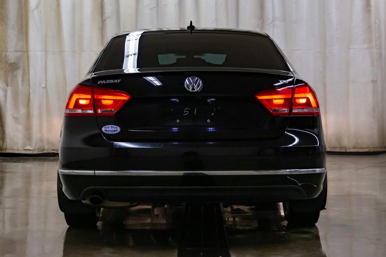 2015 Volkswagen Passat Highline Leather Roof Nav Red Deer AB