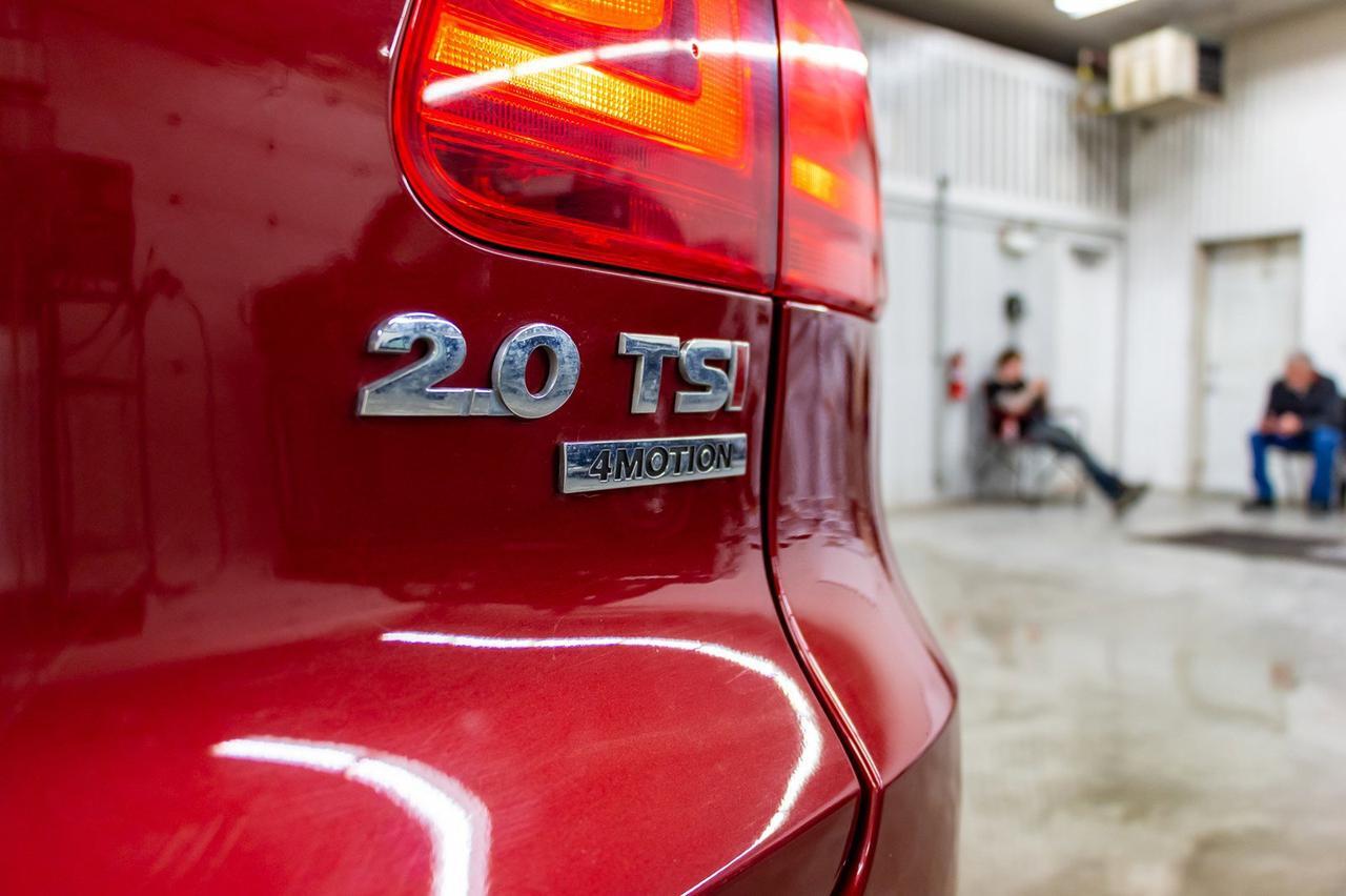 2015 Volkswagen Tiguan 4Motion Comfortline Leather Roof BCam Red Deer AB