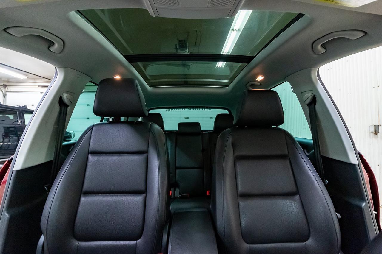 2015 Volkswagen Tiguan 4Motion Comfortline Leather Roof BCam Red Deer AB