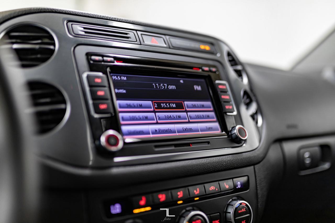 2015 Volkswagen Tiguan 4Motion Highline Leather Roof BCam Red Deer AB