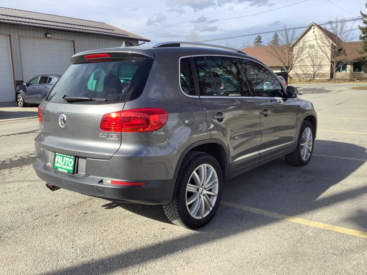 2015 Volkswagen Tiguan SE
