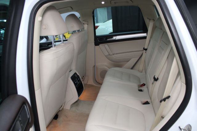 2015 Volkswagen Touareg VR6 Lux Chantilly VA