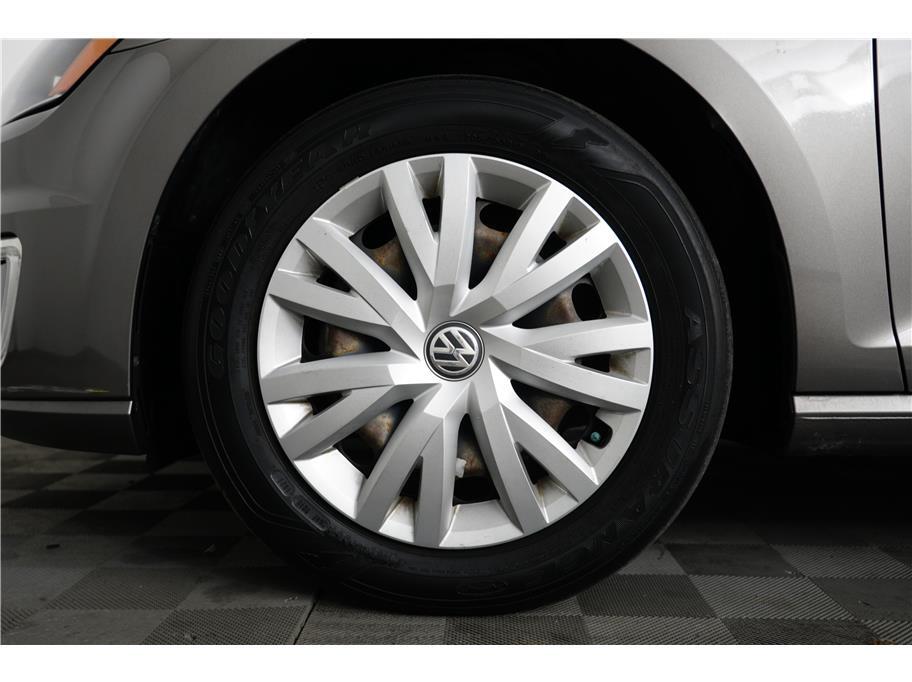 2015 Volkswagen e-Golf Limited Edition Hatchback Sedan 4D Folsom CA