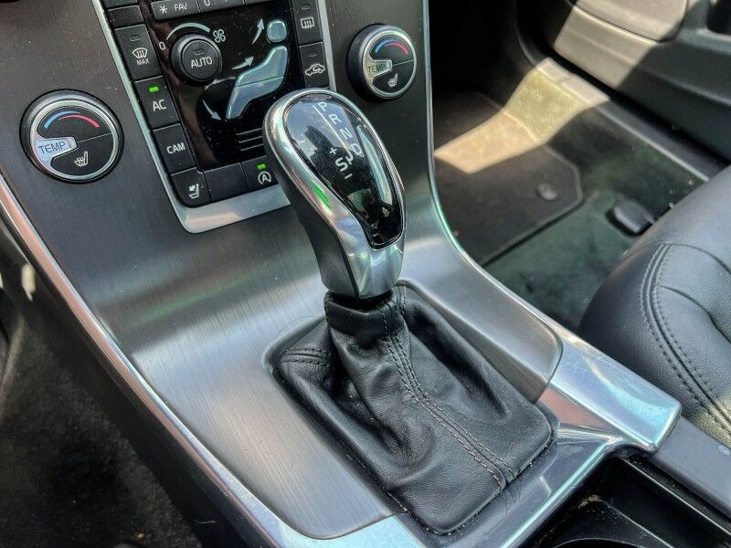 2015 Volvo S60 T5 Drive-E Premier Plus Wilmington NC