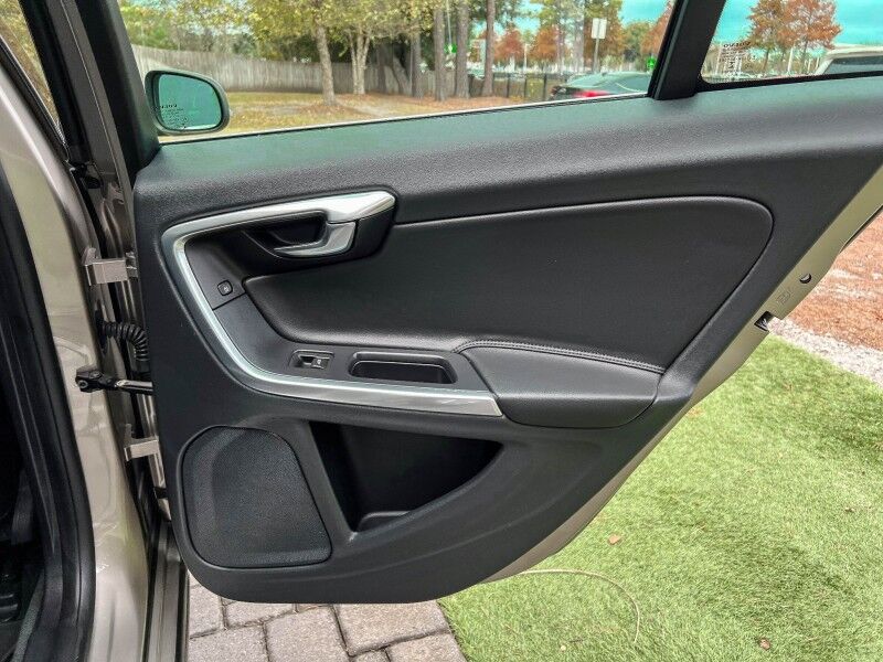 2015 Volvo S60 T5 Drive-E Premier Plus Wilmington NC