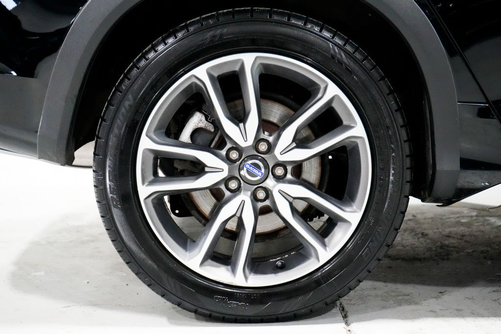 2015 Volvo V60 Cross Country T5 Platinum Tigard OR