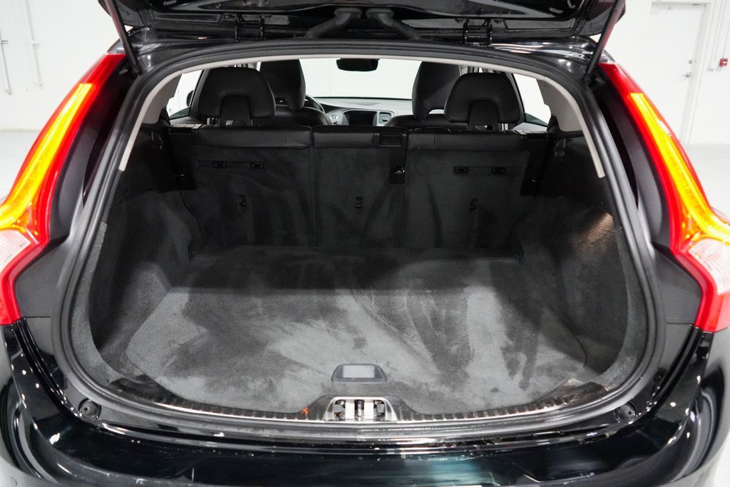 2015 Volvo V60 Cross Country T5 Platinum Tigard OR