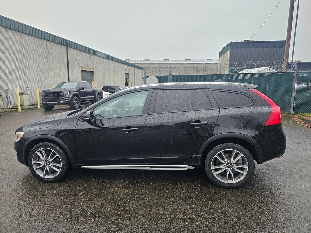 2015 Volvo V60 Cross Country T5 Platinum Tigard OR