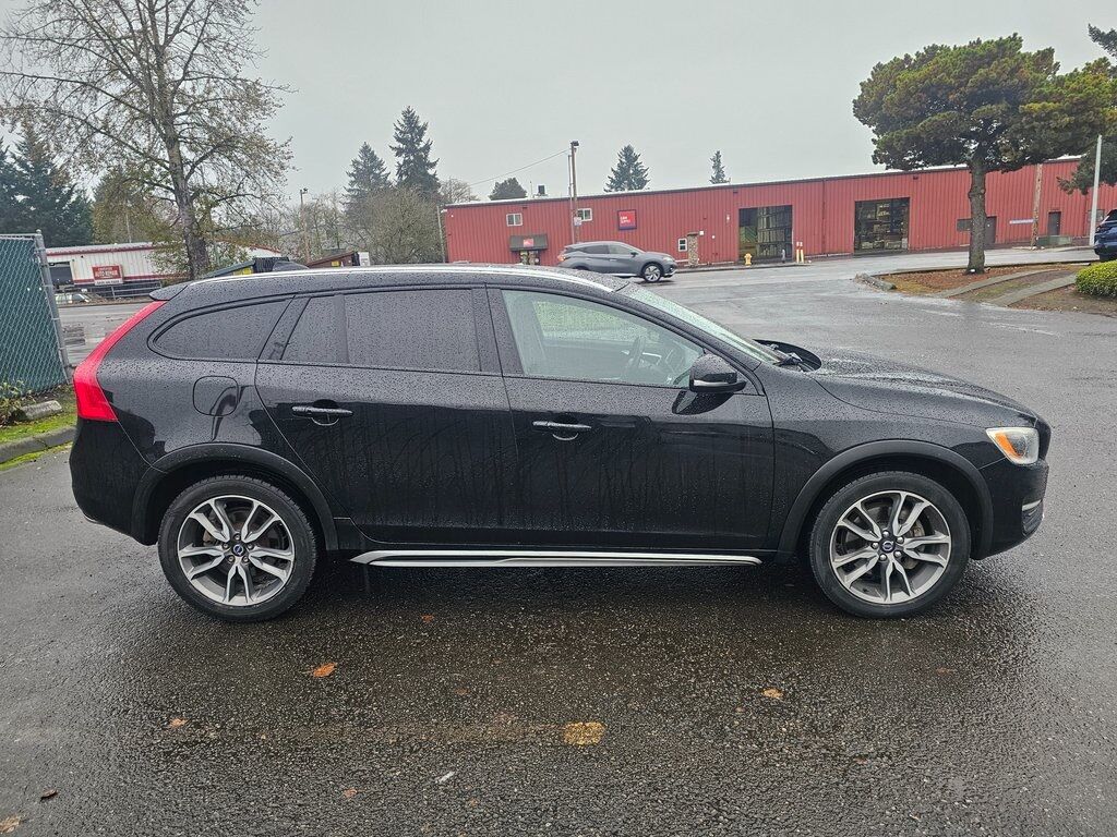 2015 Volvo V60 Cross Country T5 Platinum Tigard OR