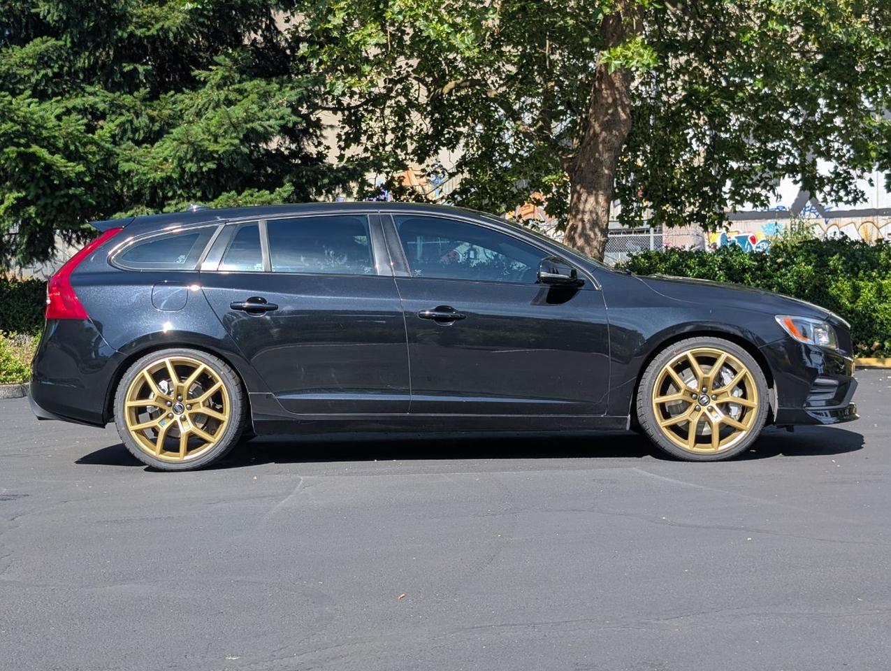 2015 Volvo V60 T6 AWD Polestar Engineered | 345hp, HK Premium Audio, Ohlin Suspension & Brembo Brakes Portland OR