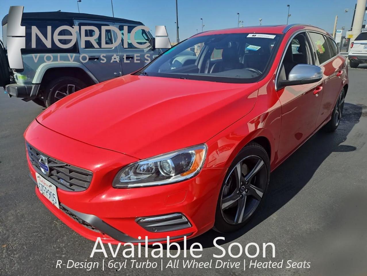 2015 Volvo V60 T6 AWD R-Design | 6cyl - 325hp, Premium Audio, Blind Spot Info &amp; Heated