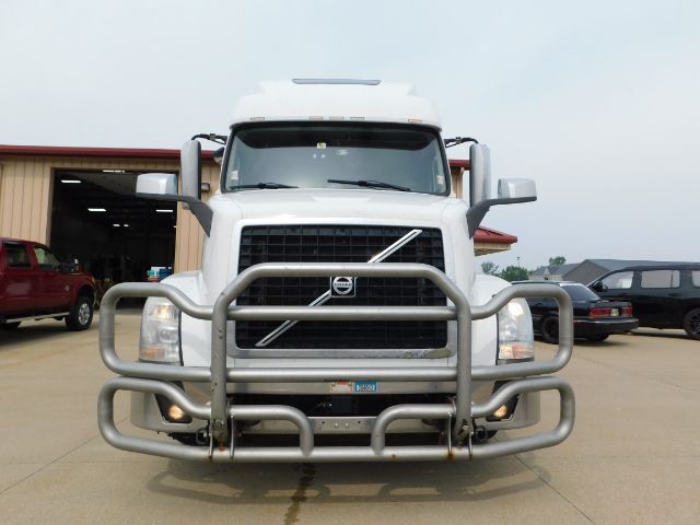 2015 Volvo VNL - Seville OH