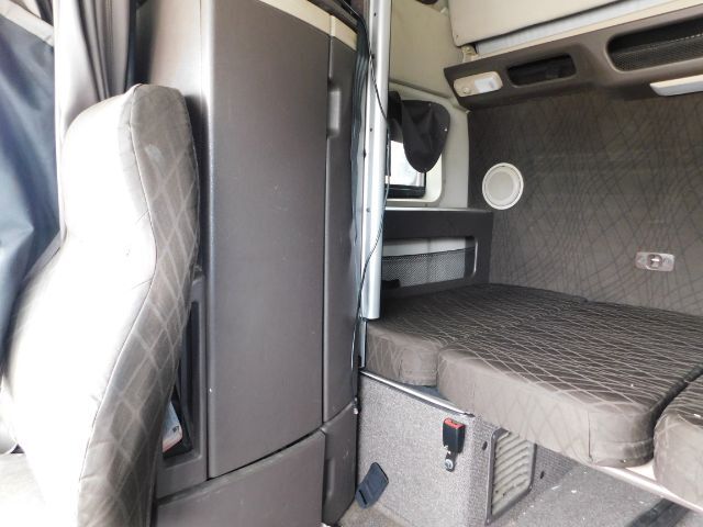 2015 Volvo VNL - Seville OH