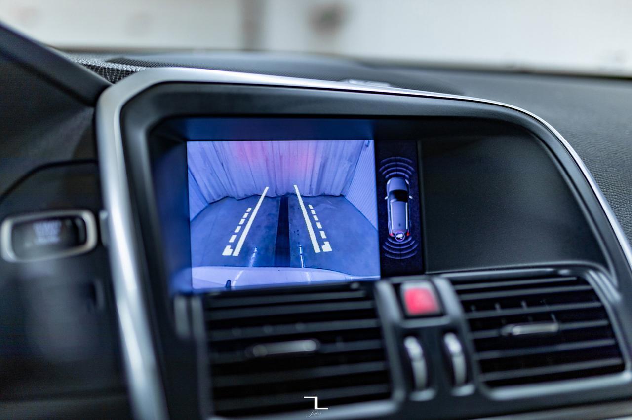 2015 Volvo XC60 AWD T6 Platinum Polestar Leather Roof Nav Red Deer AB