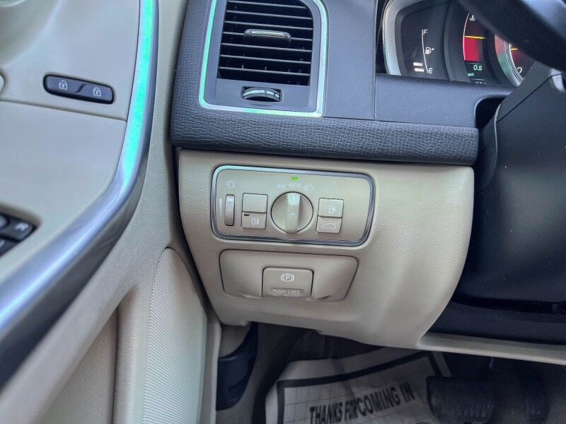 2015 Volvo XC60 T5 Drive-E Premier Plus Wilmington NC