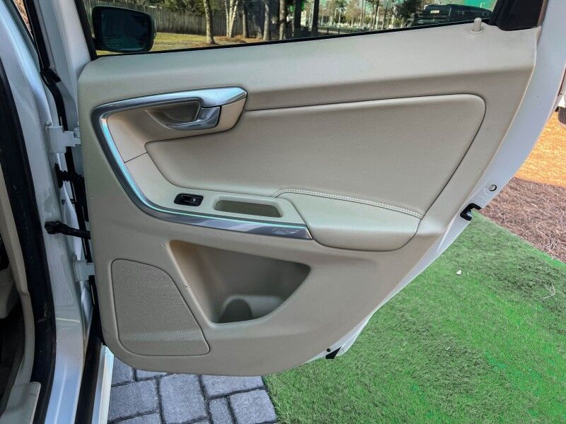 2015 Volvo XC60 T5 Drive-E Premier Plus Wilmington NC