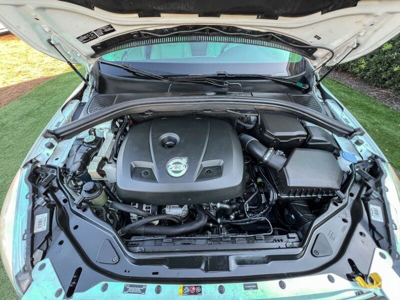2015 Volvo XC60 T5 Drive-E Premier Plus Wilmington NC