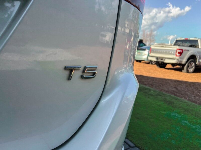 2015 Volvo XC60 T5 Drive-E Premier Plus Wilmington NC