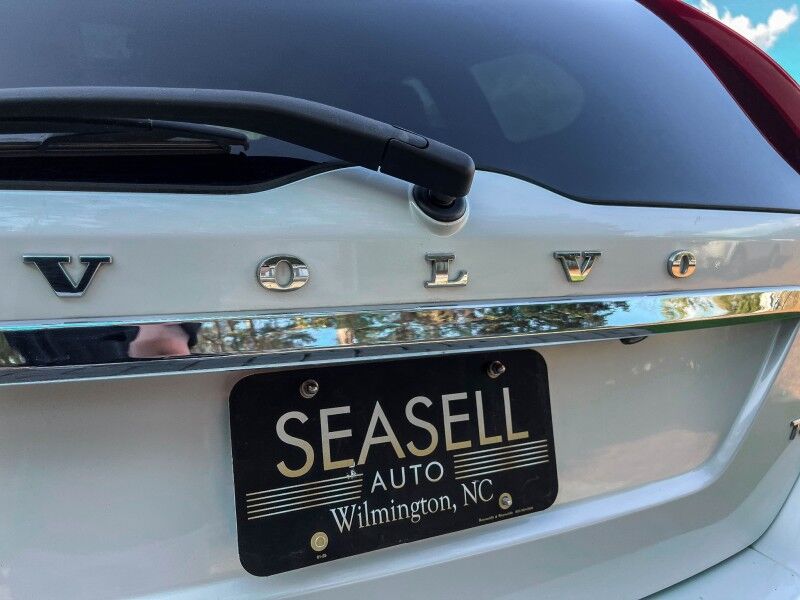 2015 Volvo XC60 T5 Drive-E Premier Plus Wilmington NC