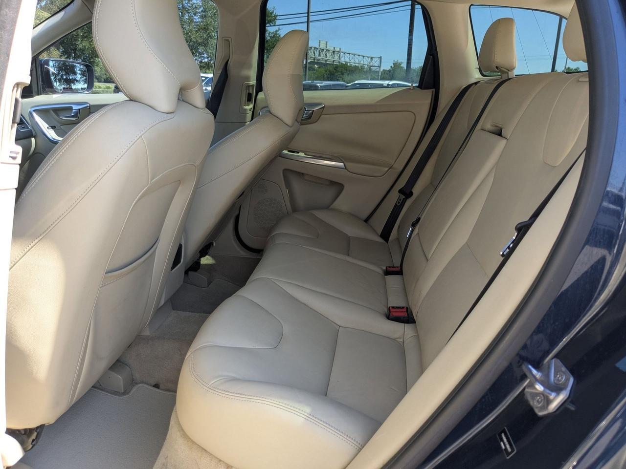 2015 Volvo XC60 T5 Drive-E Premier