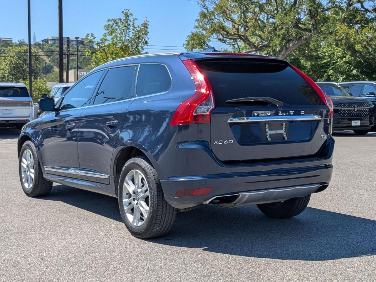 2015 Volvo XC60 T5 Drive-E Premier