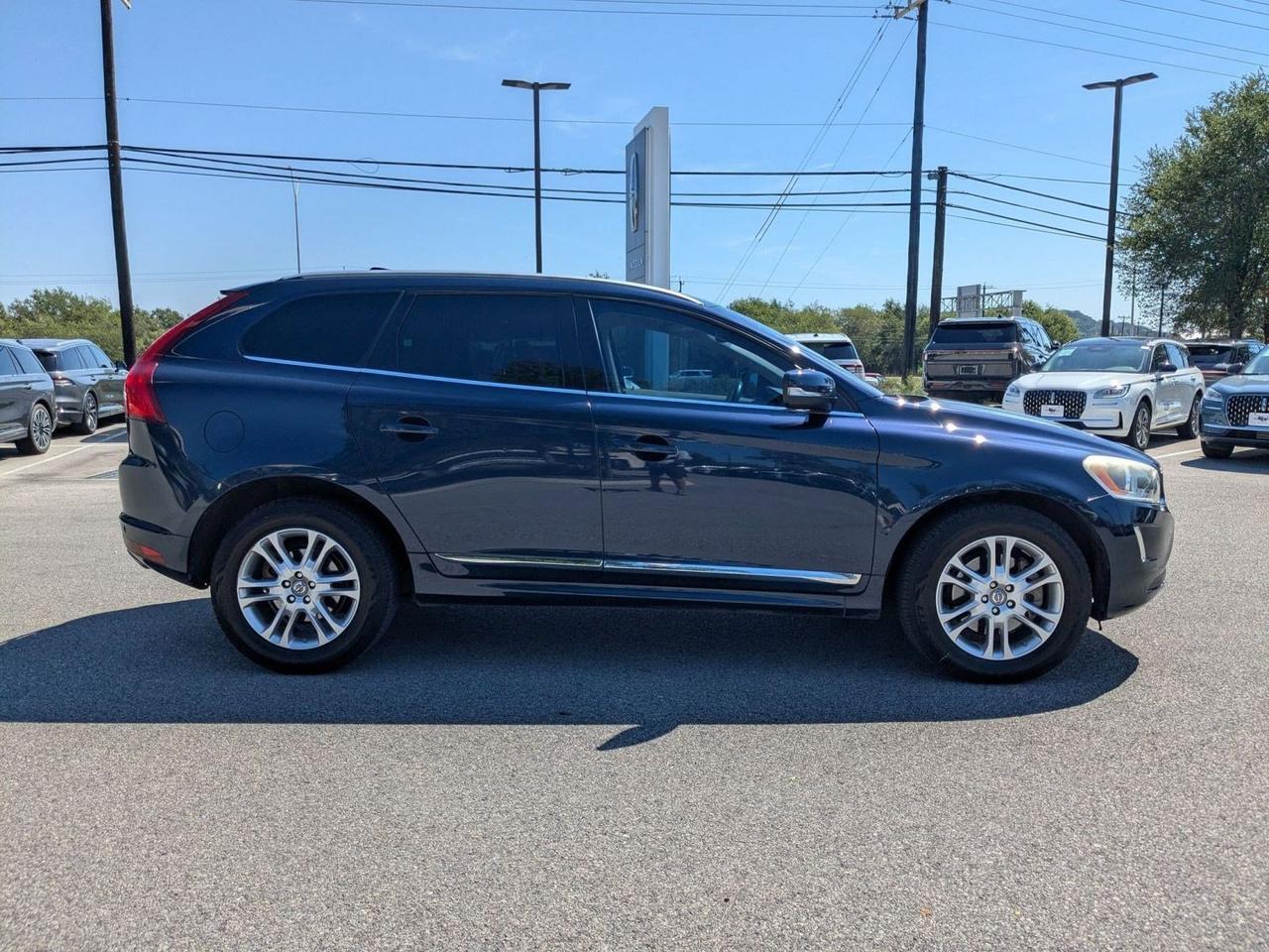 2015 Volvo XC60 T5 Drive-E Premier
