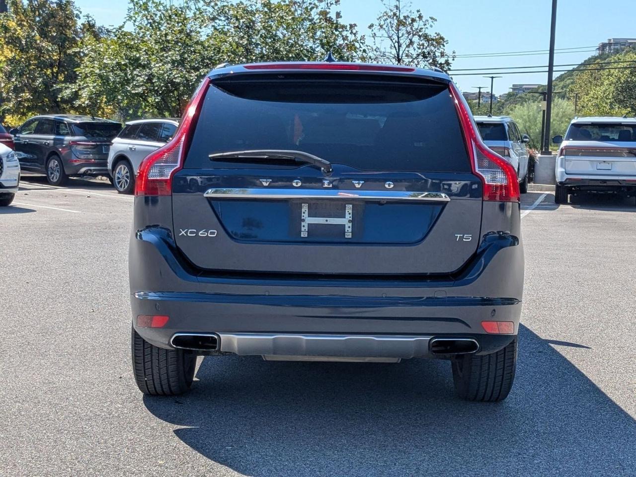 2015 Volvo XC60 T5 Drive-E Premier