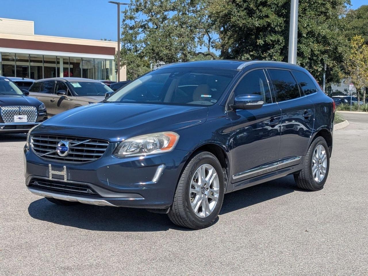 2015 Volvo XC60 T5 Drive-E Premier