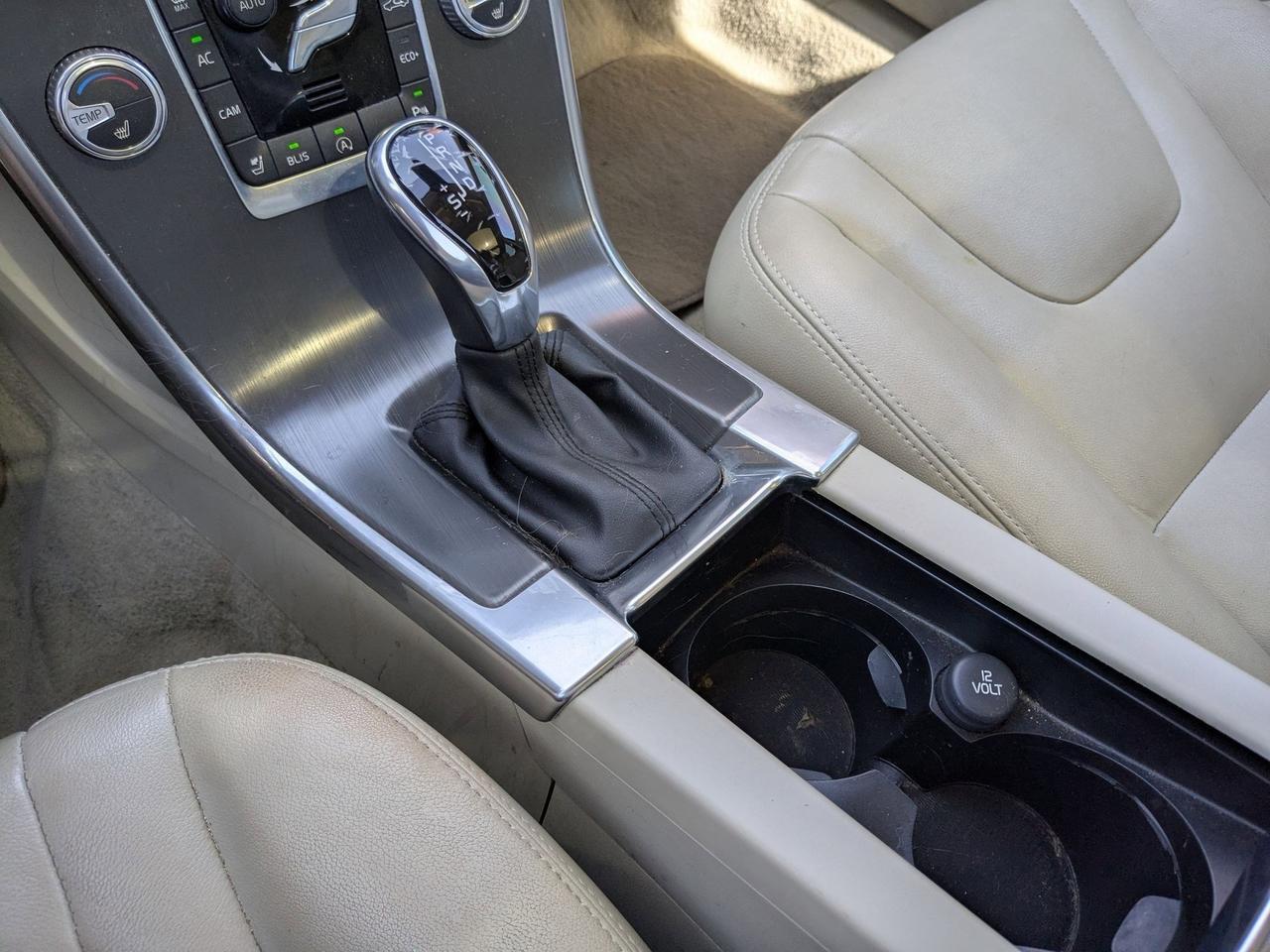 2015 Volvo XC60 T5 Drive-E Premier