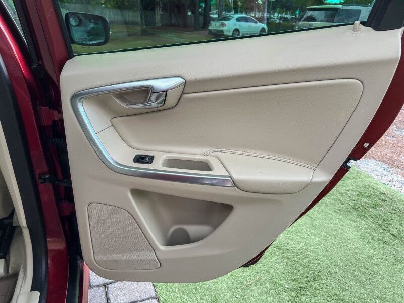 2015 Volvo XC60 T5 Drive-E Premier Wilmington NC