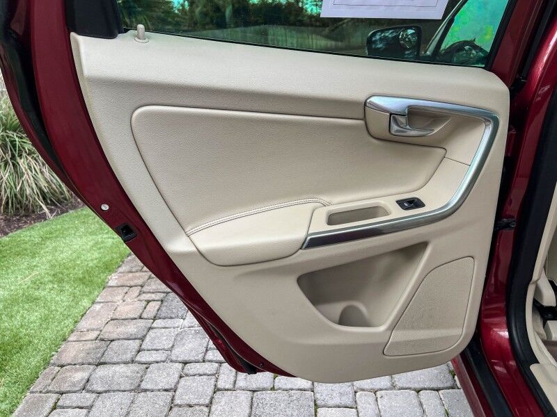2015 Volvo XC60 T5 Drive-E Premier Wilmington NC