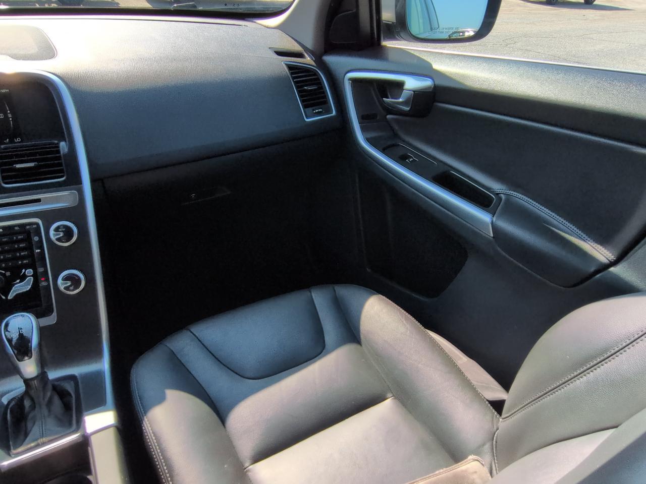 2015 Volvo XC60 T5 Platinum Appleton WI