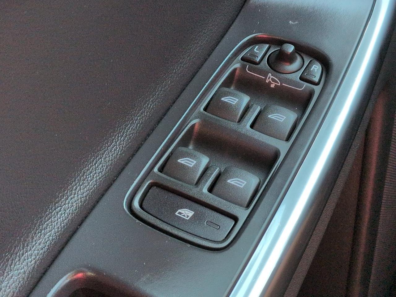 2015 Volvo XC60 T5 Platinum Appleton WI
