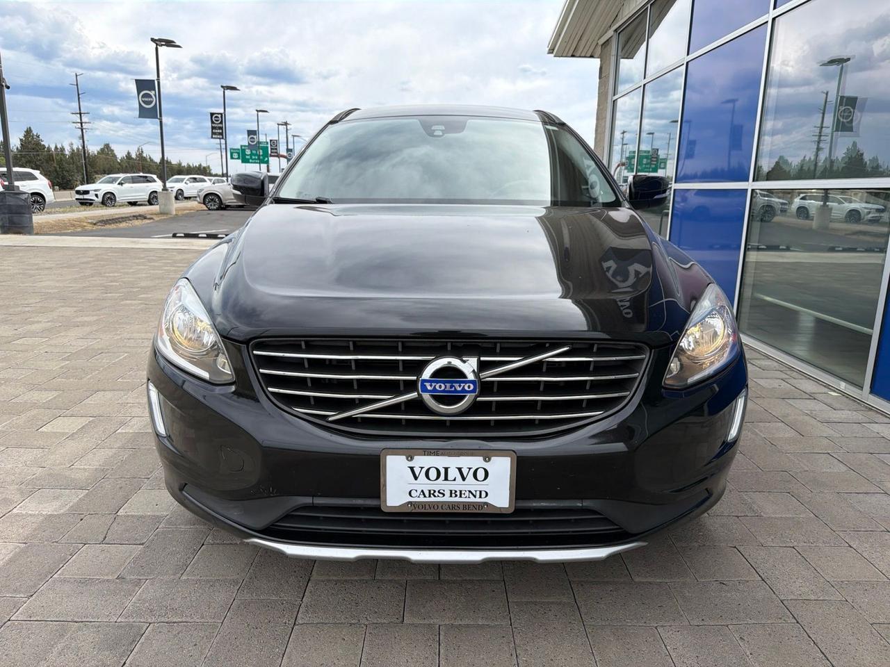 2015 Volvo XC60 T5 Bend OR