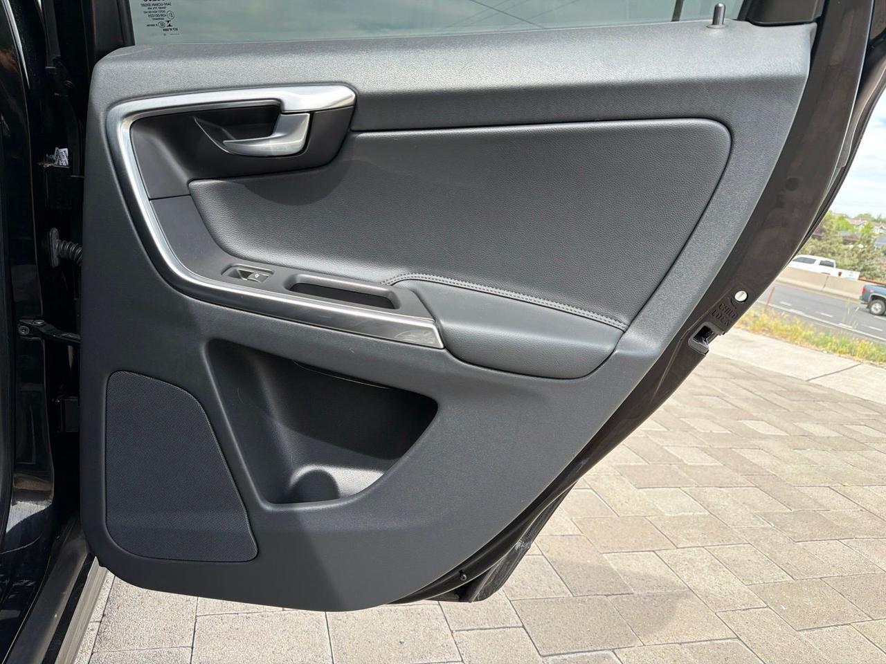 2015 Volvo XC60 T5 Bend OR